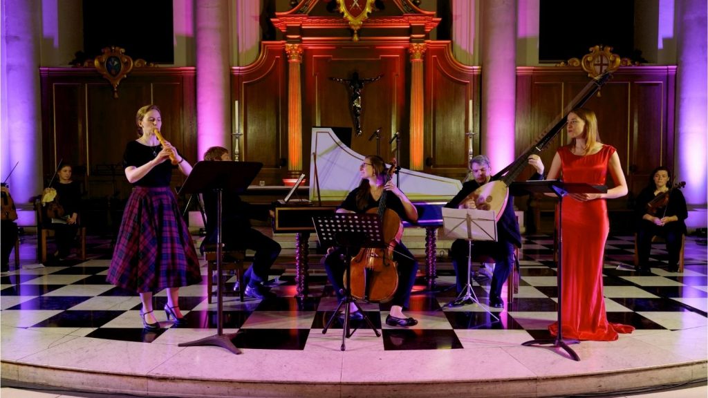 Ensemble Hesperi perform with Soprano Angela Hicks