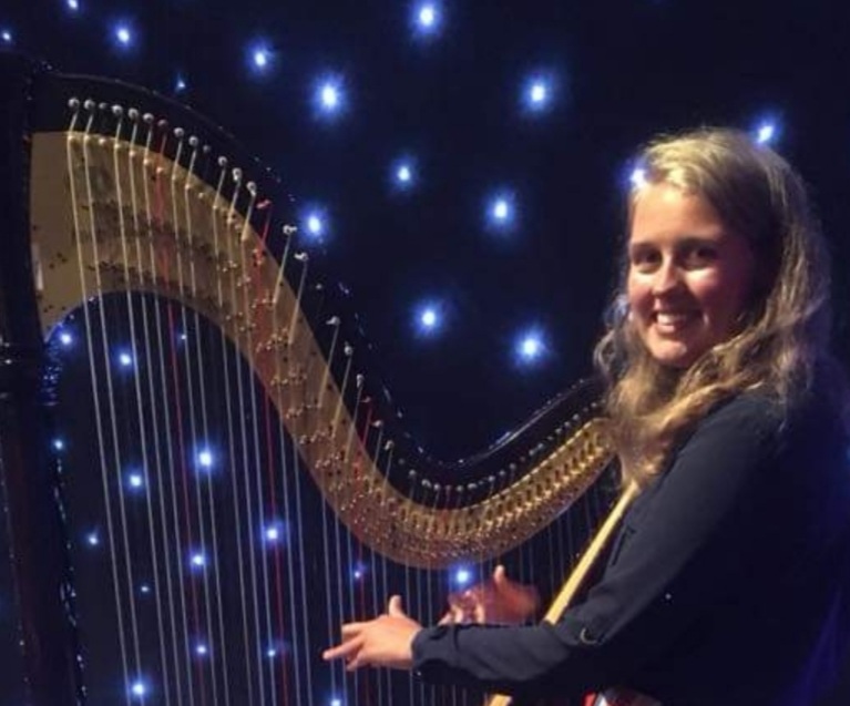 Live Lounge with Ongar Music Club presents "Spellbinding Strings"